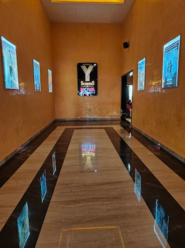 Y Screens Nova Cinemaz
